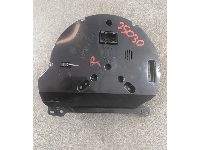 Přístrojová deska Fiat 500 2011 -NR