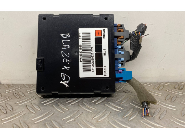 Блок управления двигателем Блок управления 09371990   Chevrolet Blazer