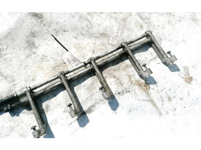 Топливная рампа    Volkswagen Phaeton  