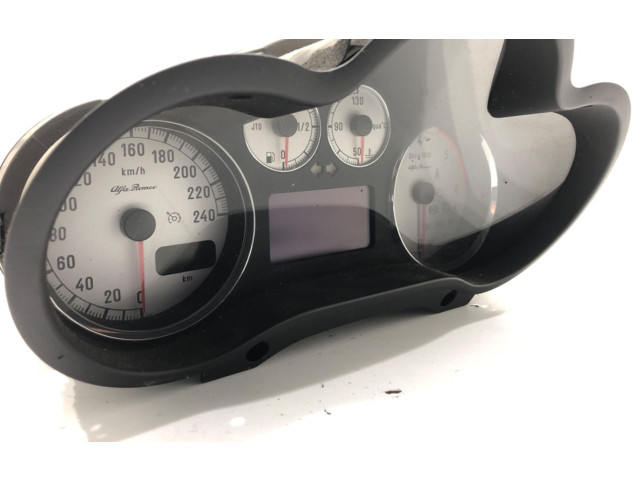 Панель приборов 156071292 Alfa Romeo GT