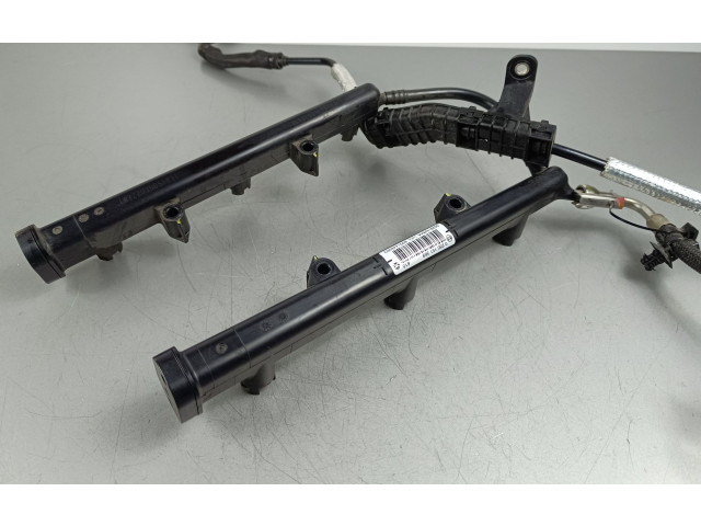 Топливная рампа 05281428AA Jeep Grand Cherokee WL