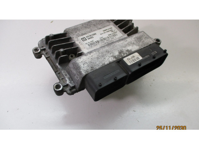 Блок управления двигателя 25181280, 5WY1J12A   Chevrolet Cruze