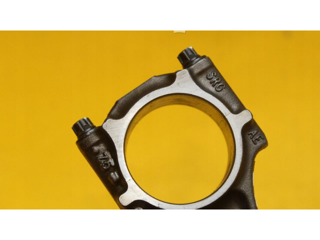 Поршень с шатуном Volkswagen Golf VI