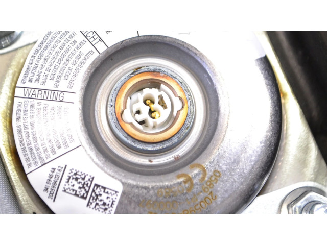 Подушка безопасности пассажира 81A880204D   Audi Q2 -