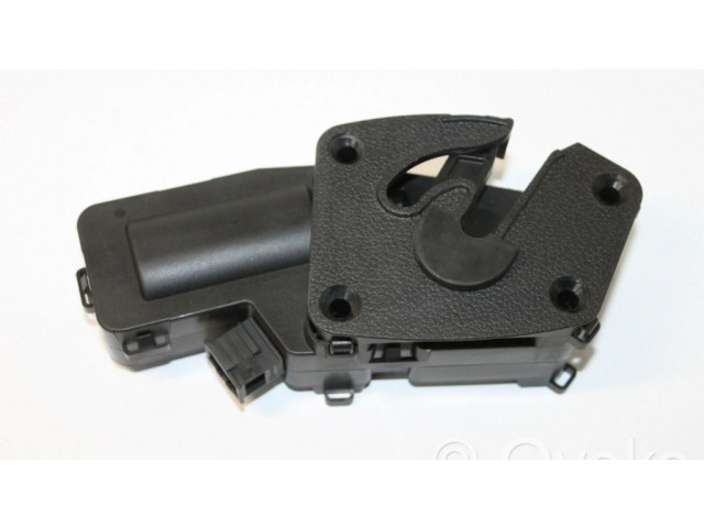 Замок задней крышки