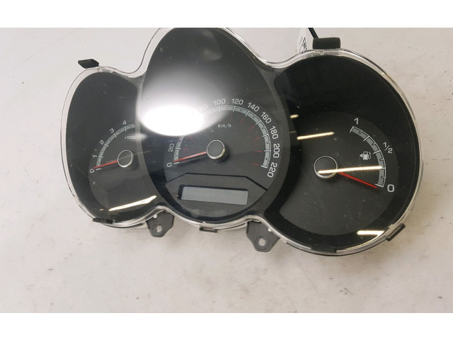 Панель приборов 940041P411, J0-0696C   KIA Venga       