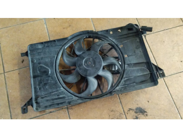 Вентилятор радиатора 0130307143, 3M5H8C607 Ford Focus 2.0