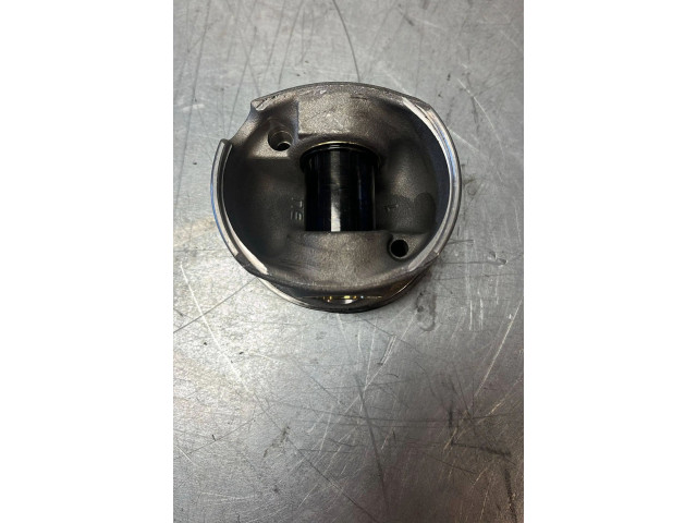 Píst 40353620 Volkswagen Tiguan