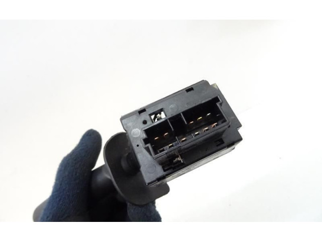 Ручка стеклоочистителей 623961 Citroen Xsara Picasso