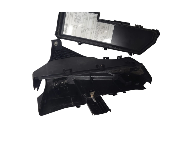 Блок предохранителей  9494210   Volvo XC90    