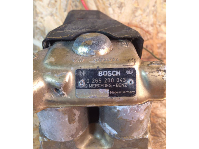 Блок АБС 0265200043 Mercedes-Benz E W124 1984-1993 года