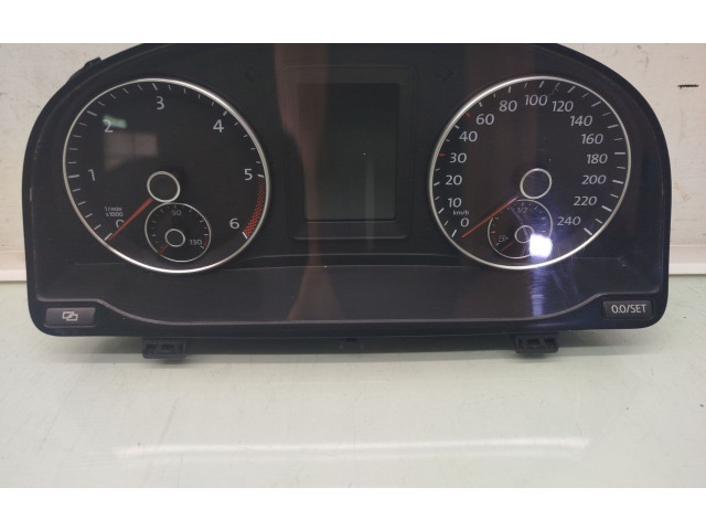 Панель приборов 1T0920871D, A2C53412046   Volkswagen Touran II       