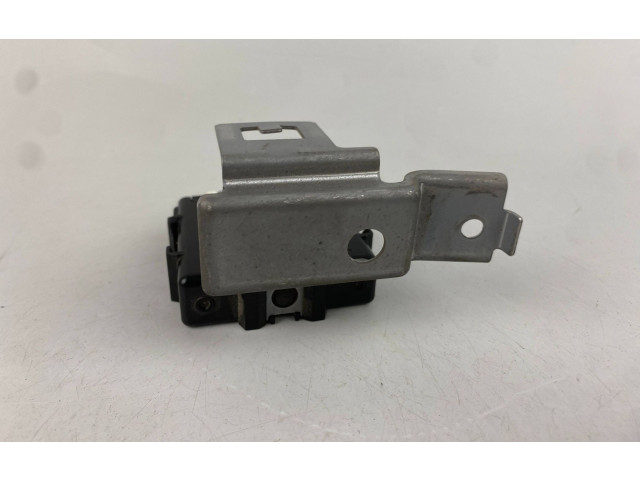 Блок управления 84967SA001 Subaru Forester SG