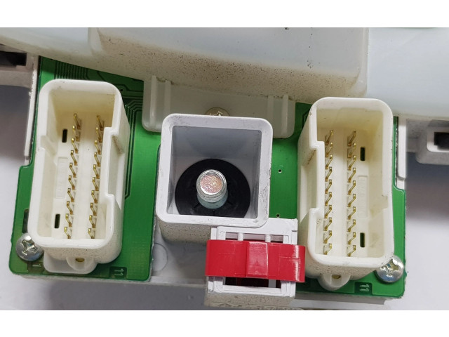 Přístrojová deska Toyota Land Cruiser (J120) 2007 838006D142, 838006D142