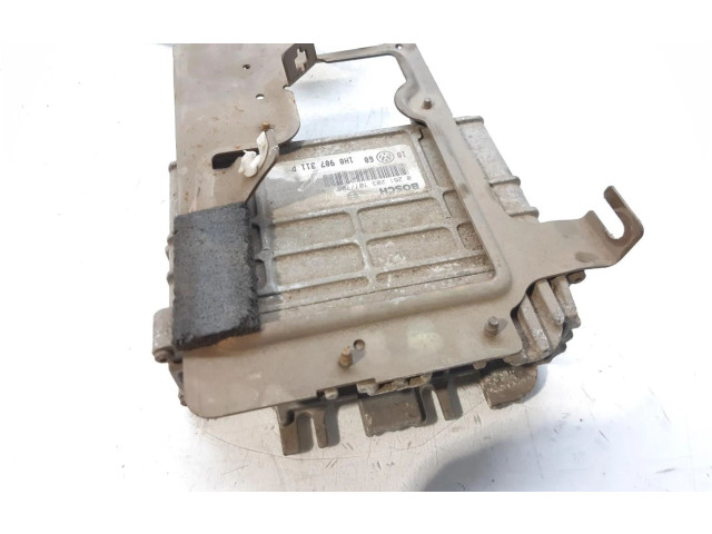 Блок управления двигателем Блок управления 1H0907311P   Volkswagen Golf III
