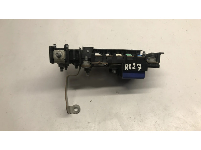 Pojistková skříňka A2465400950 Mercedes-Benz CLA C117 X117 W117 2014