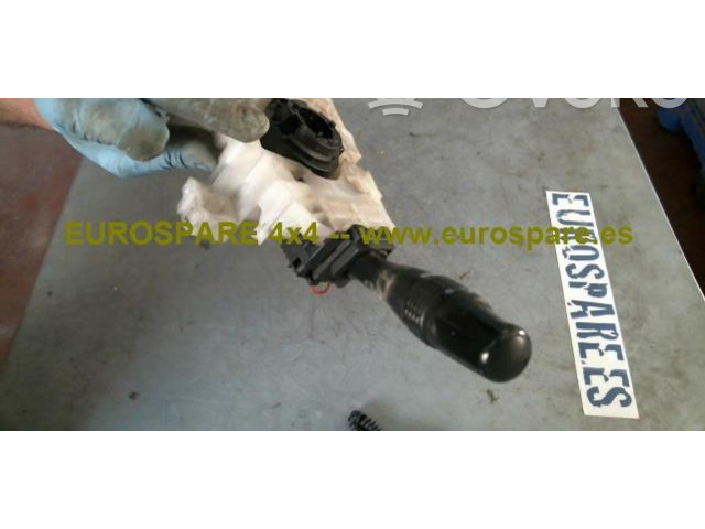 Ручка стеклоочистителей K70204Y Mitsubishi Montero