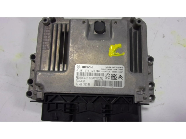 Блок управления двигателя 1606870680, 9678818280   Peugeot Partner