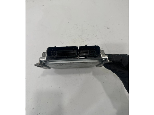 Блок управления двигателя 22611AP200, 2758009253   Subaru Forester SH