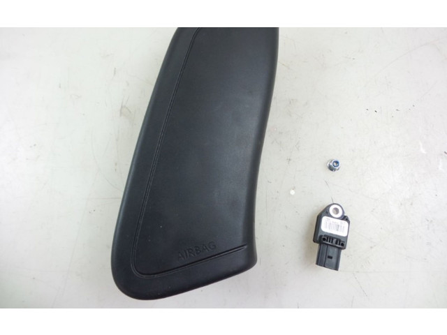 Подушка безопасности в сиденье 73920YV020, 5VGDAE03780473Z Peugeot 108