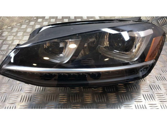 Передняя фара