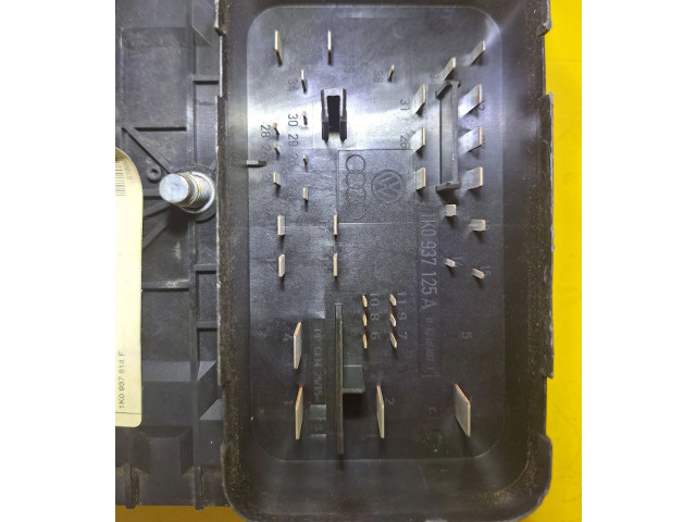   Pojistková skříňka 1K0937125A, 1K0937125   Volkswagen Tiguan 2008