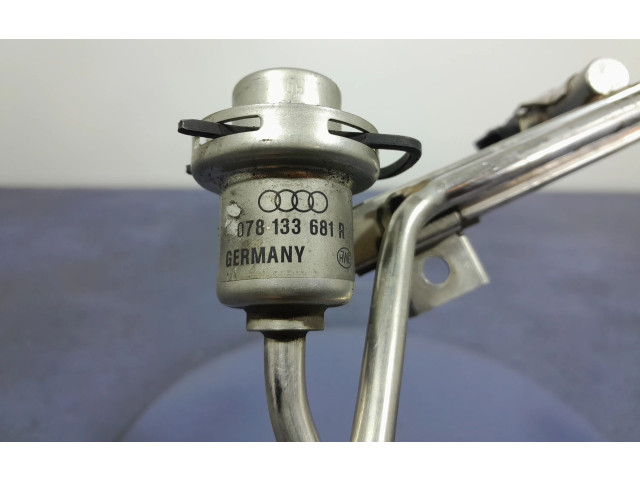 Топливная рампа 078133681R, 078133681R   Audi A6 S6 C5 4B  
