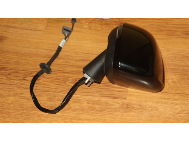 Зеркало электрическое Volvo XC40 - года