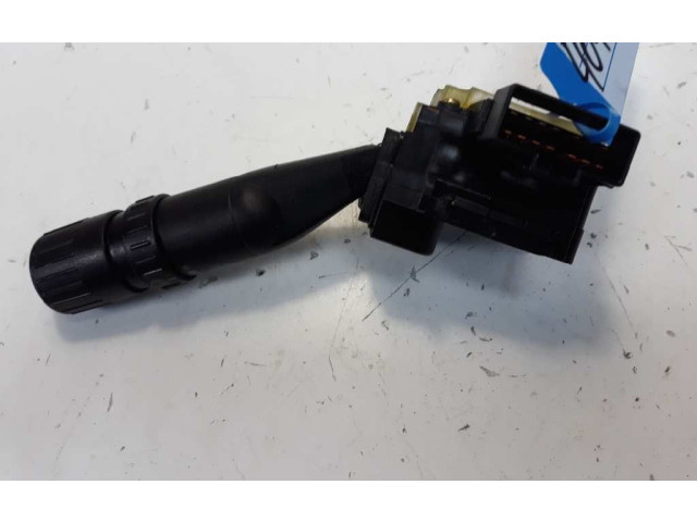 Ручка стеклоочистителей    Hyundai Coupe