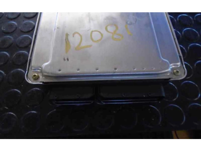 Блок управления двигателем Блок управления Skoda Superb B5 (3U)