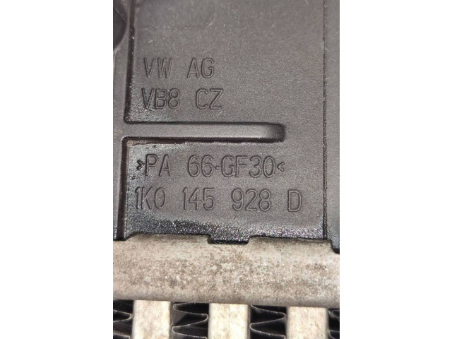 Интеркулер 1K0145928D, PA66GF30 Skoda Octavia Mk2 (1Z)