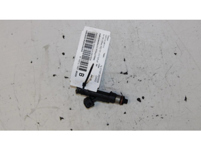 Vstřikovač Chevrolet Captiva pro benzínový motor 2.4