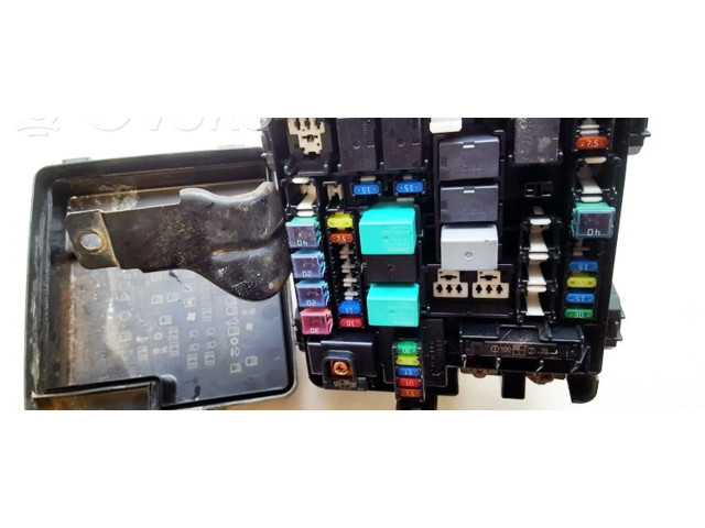 Блок предохранителей Honda FR-V