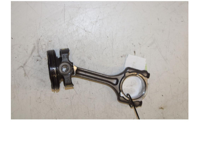 Поршень с шатуном 46346020 Fiat 500X