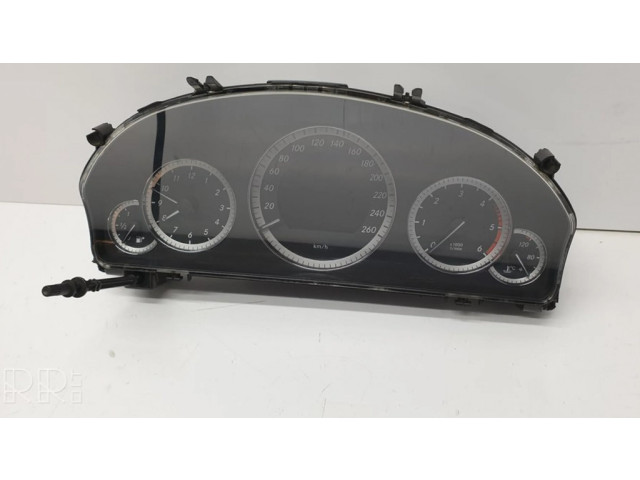 Přístrojová deska Mercedes-Benz E W212 2011 A2C53279093, A2C30473300