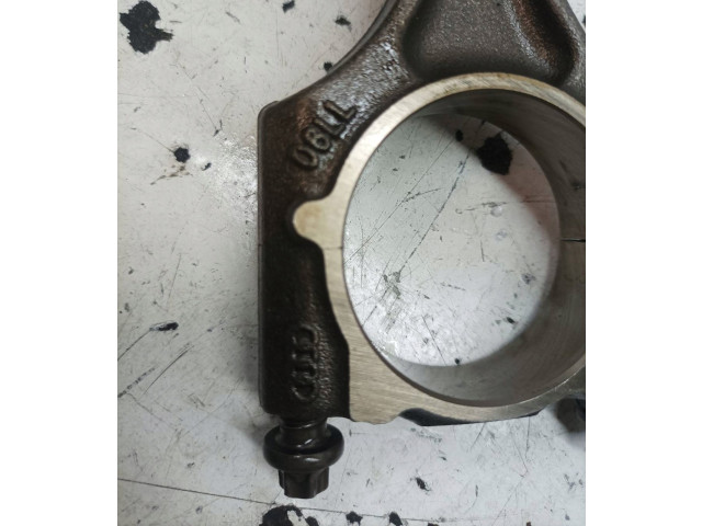 Поршень с шатуном 82LJ99X, TFSI Audi A3 S3 8V