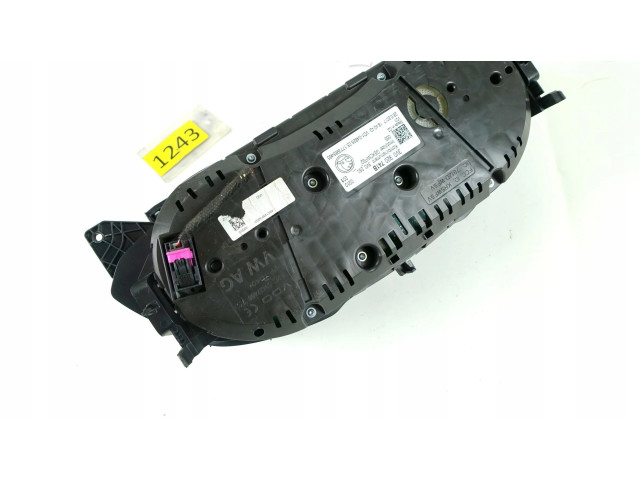 Панель приборов 3V0920741B   Skoda Superb B8 (3V)       