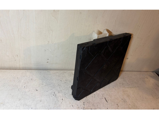 Блок комфорта 5Q0937084AA Skoda Octavia Mk3 (5E)