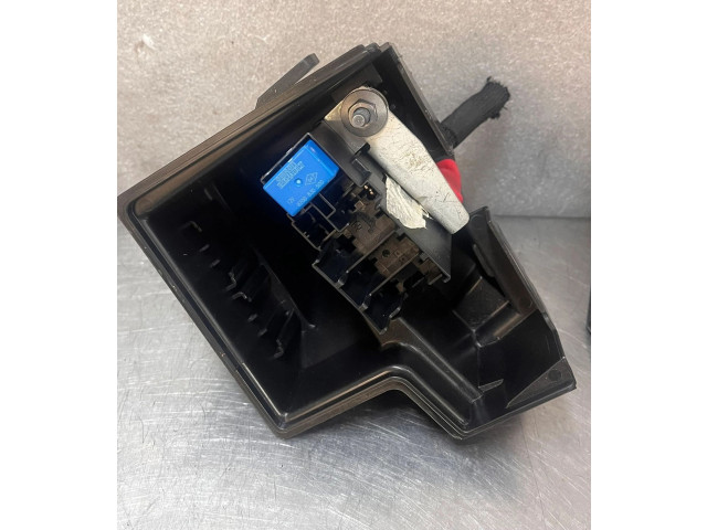 Pojistková skříňka Nissan Juke II F16 2023