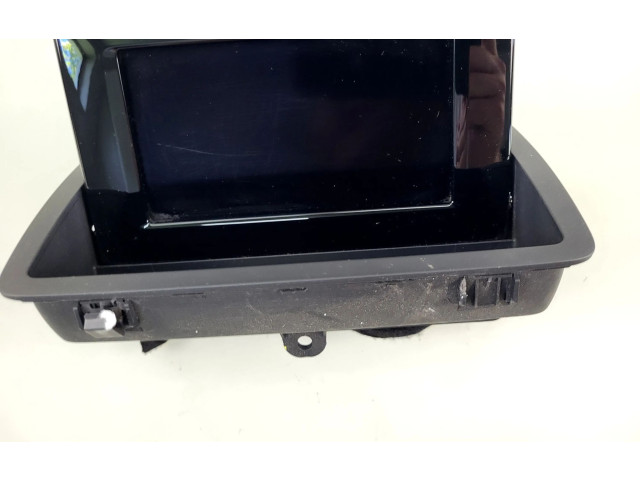 Дисплей 8U0857273B Audi Q3 8U