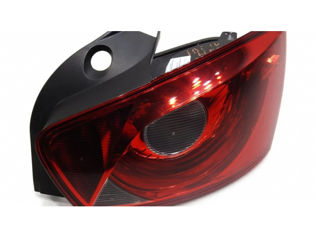 Задний бампер фонарь