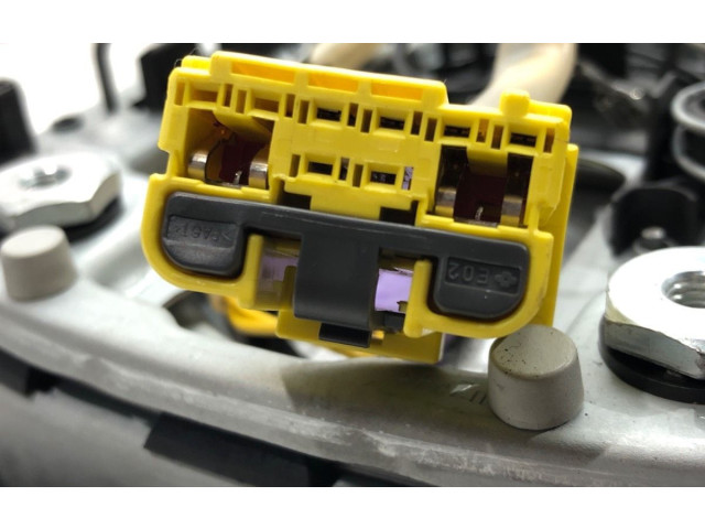 Подушка безопасности водителя 5JO880201D Skoda Fabia Mk1 (6Y)