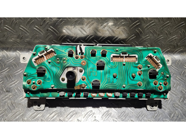 Přístrojová deska Hyundai Lantra I 1993 71110551, 78811290