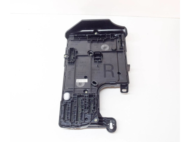 Блок комфорта 2018DJ6336, 109785500H Tesla Model 3