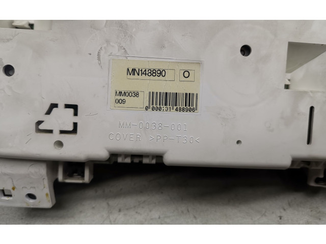 Панель приборов MN148890 Mitsubishi Colt