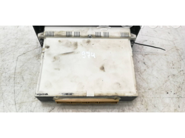 Řídící jednotka 8A0820043F, 5HB00650001 Audi Coupe 1995