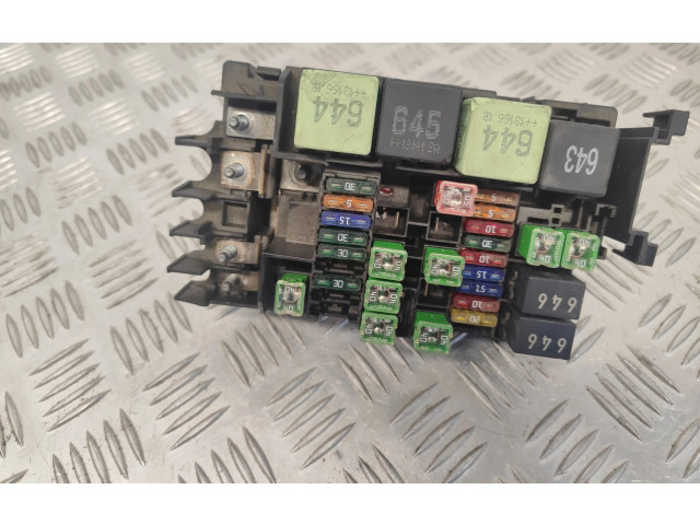 Блок предохранителей 5C0937819K Volkswagen Jetta VI