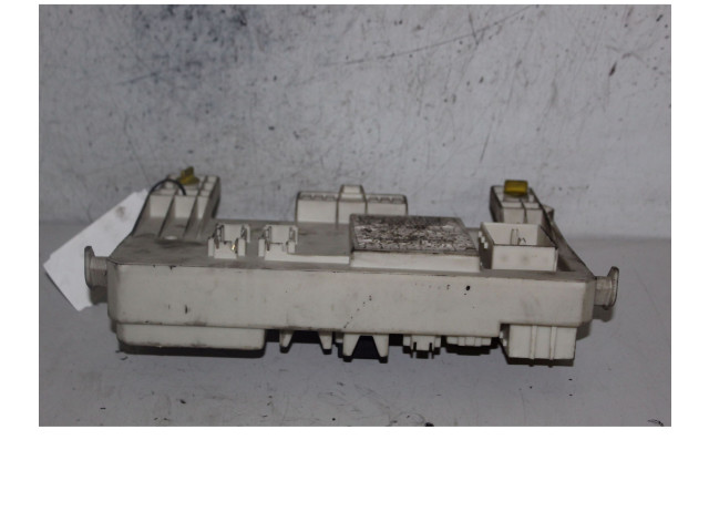   Pojistková skříňka    Ford Focus C-MAX 2003