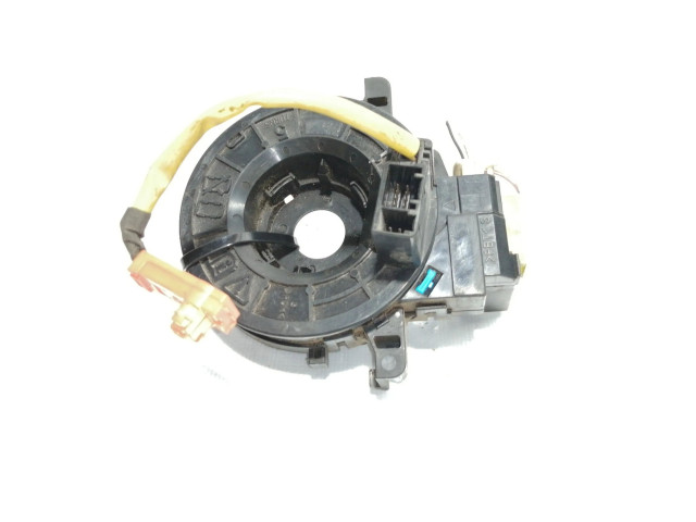 Подушка безопасности водителя    Toyota Yaris