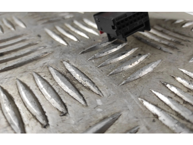 Зеркало электрическое Skoda Octavia Mk3 (5E) 2013 - 2019 года